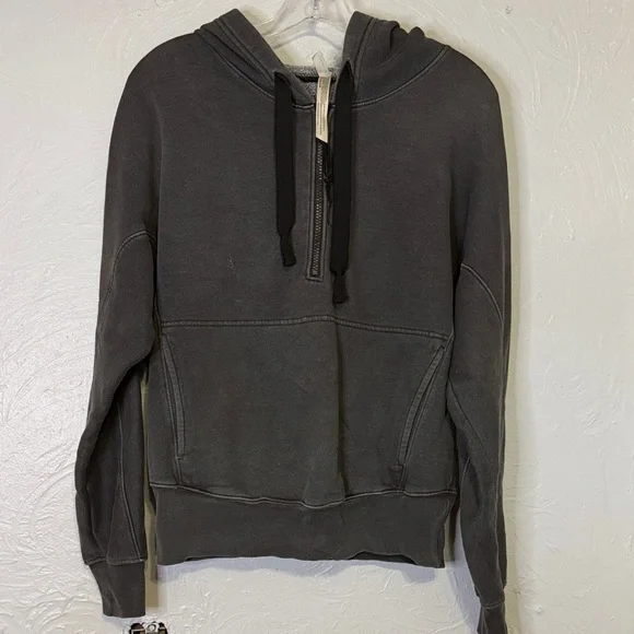 Free People Movement quarter Zip - Picture 1 of 2